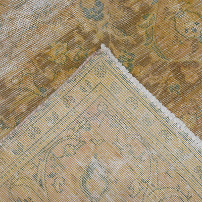 Opaline | 6'7" x 10'4"