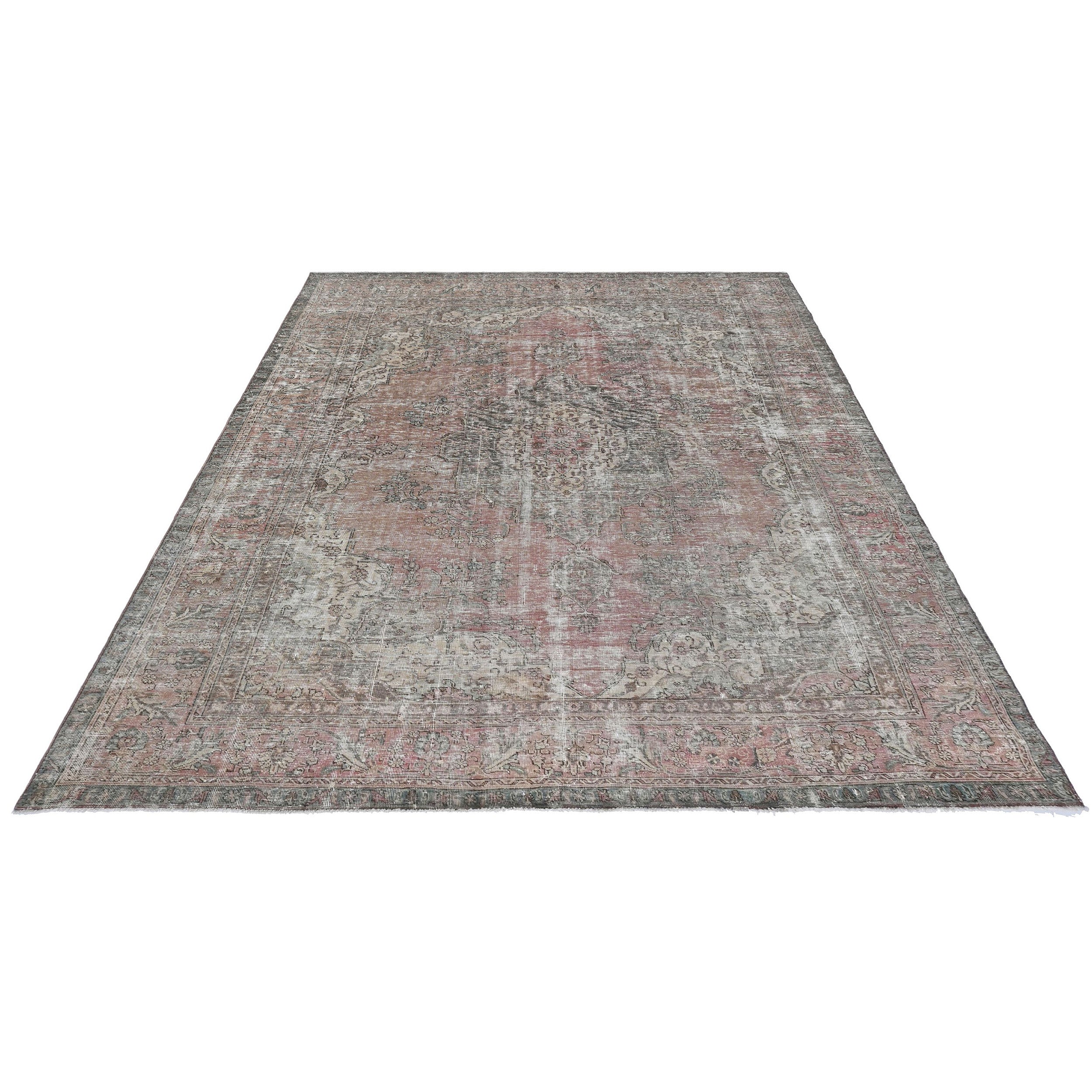 Eirene | 9'3" x 12'2"