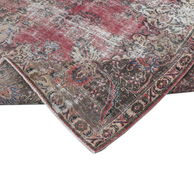 Delphinia | 7'8" x 10'4"
