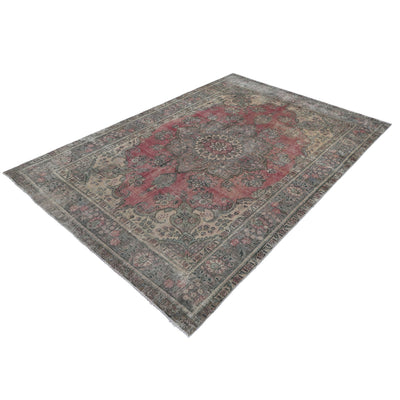 Larkspur | 6'5" x 9'4"