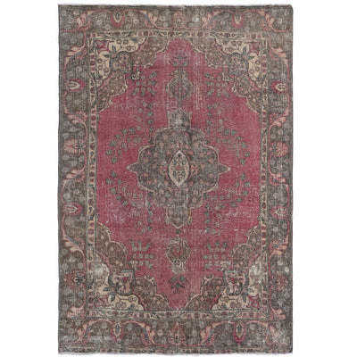 Knotari Heritage Collection vintage hand-knotted wool rug No. 97 with central medallion design in antique coral, charcoal, taupe, ivory, muted rose, size 6'2" x 9'4".